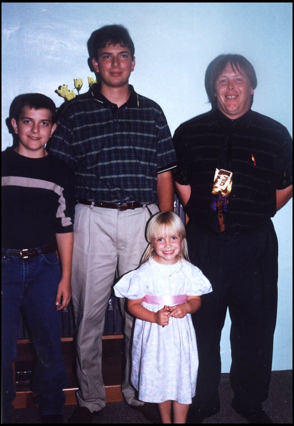 Brother Todd Lemmon with his kids.